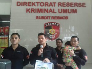 Sempat Viral, Bocah Ini Akhirnya Ditemukan Bersama Ibu Kandungnya Sempat Viral, Bocah Ini Akhirnya Ditemukan Bersama Ibu Kandungnya